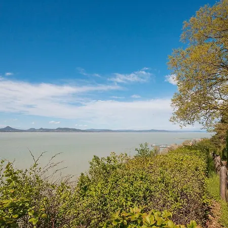 Panorama Setany アパート